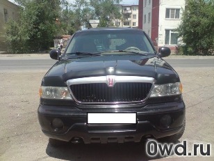 Битый автомобиль Lincoln Navigator